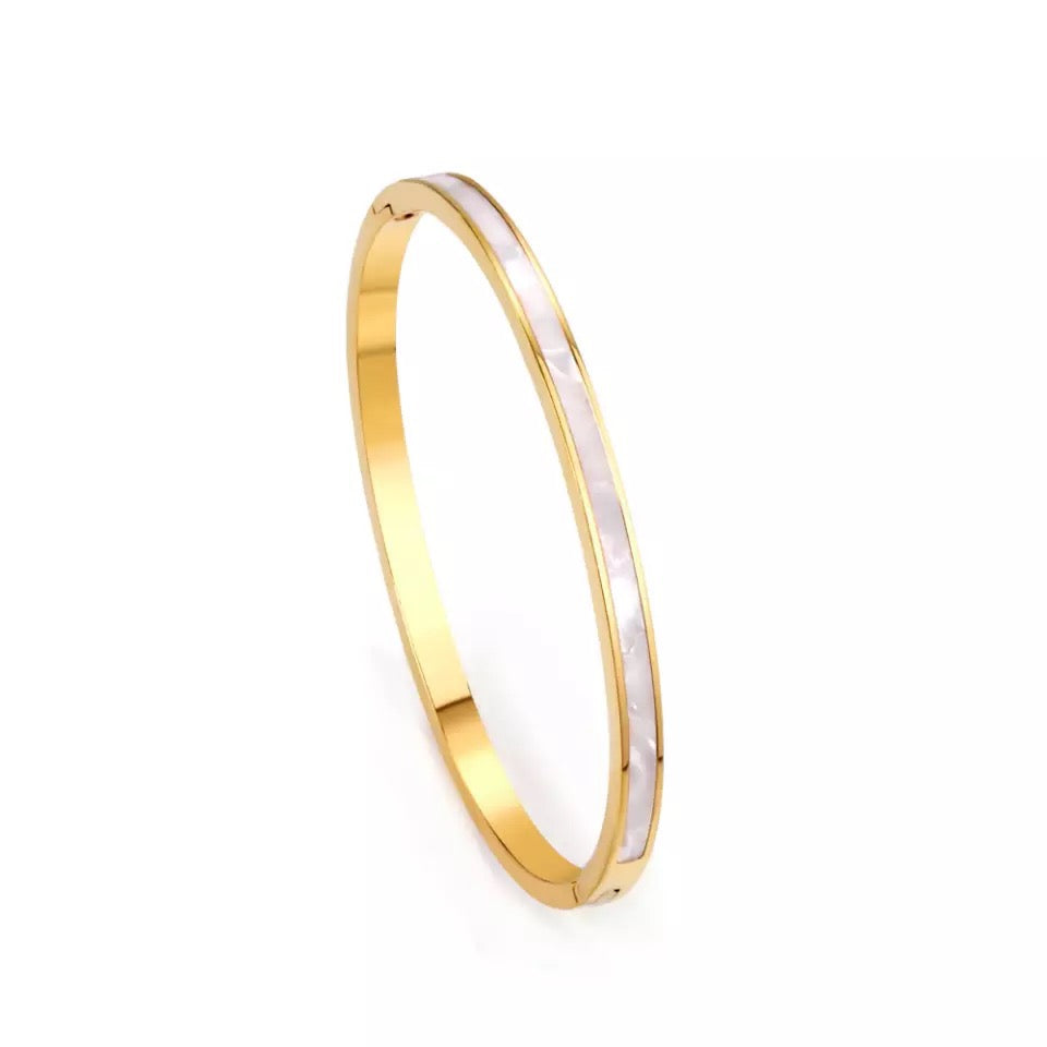 GLAZED LA PEARLA | 18K Gold Stainless Steel 4MM Mother of Pearl Shell Bangle Bracelet