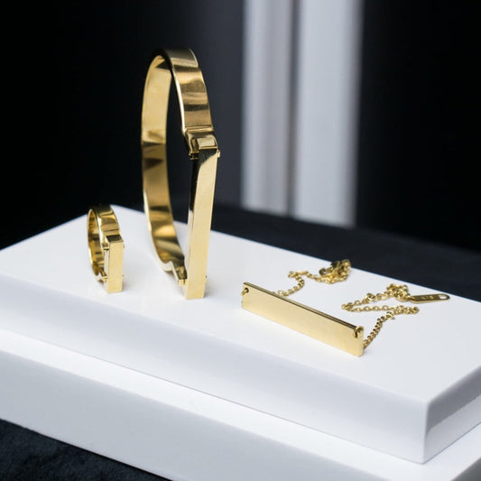 SLAB | 18K Gold 8MM Interlock 3D Architecture Stackable D BAR Bangle Bracelet