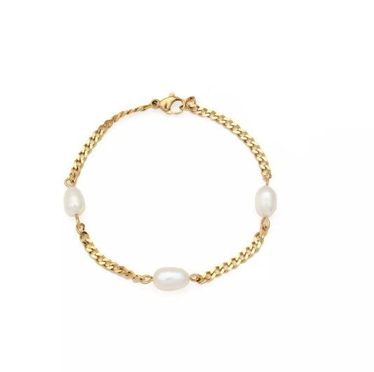 [MADAME | 18K Gold Stainless Steel White Pearl 3MM Cuban Link Bracelet